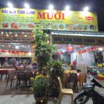 Quán hải sản Mười