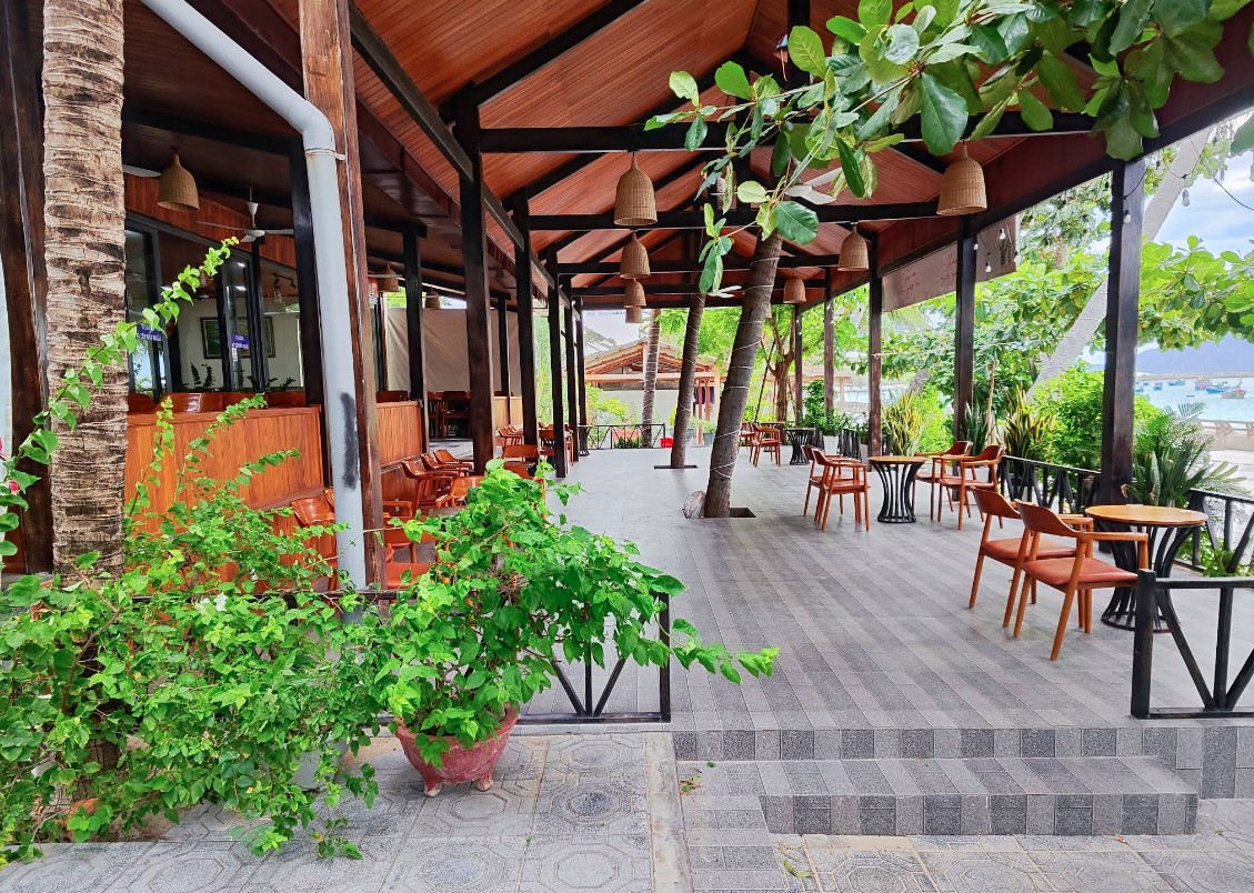 Không gian bên ngoài Biển Tiên quán